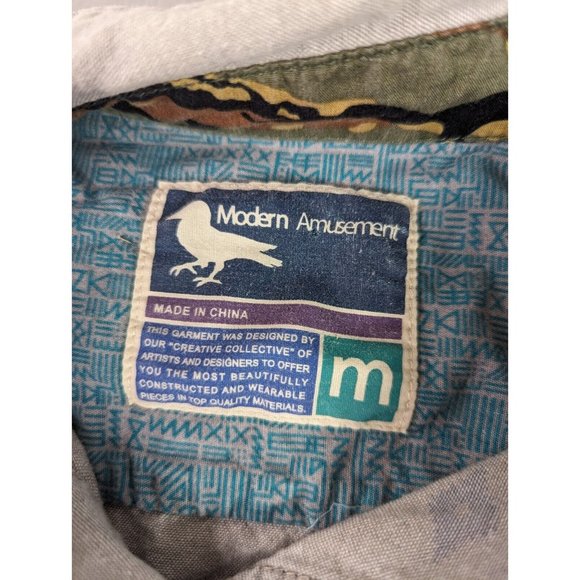 Modern Amusement Shirt Men's Medium Grey Aztec Long Slv Button Down Casual Artsy - Picture 2 of 8